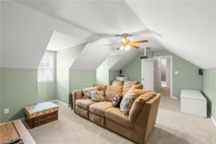 4121 Birchgarden Dr, High Point, NC 27265 - Photo 32