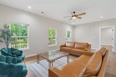 4505 Alamance Baptist Church Loop, Burlington, NC 27215 - Photo 8