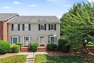 1100 Yellowbell Pl, Greensboro, NC 27410 - Photo 10