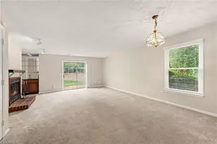 1100 Yellowbell Pl, Greensboro, NC 27410 - Photo 16