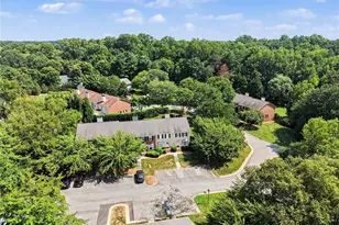 1100 Yellowbell Pl, Greensboro, NC 27410 - Photo 36