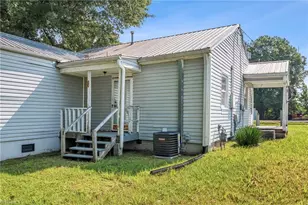 2110 Shore St, High Point, NC 27263 - Photo 24