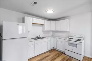 2110 Shore St, High Point, NC 27263 - Photo 10