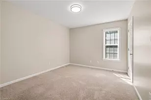 5605 Stonekirk Ct, Greensboro, NC 27407 - Photo 28