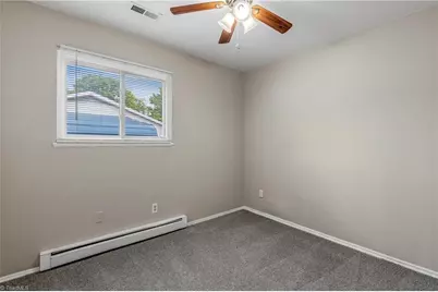 3005 Kilkenny Avenue, Greensboro, NC 27406 - Photo 22