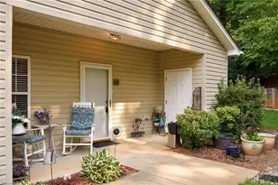 115 E Brick Walk Ct, Mocksville, NC 27028 - Photo 1