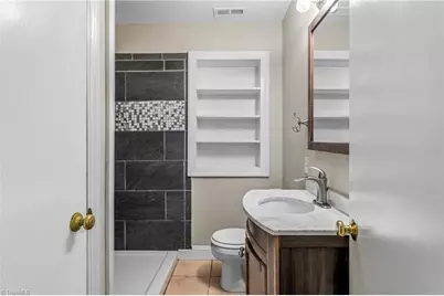 4137 High Point Road, Winston-Salem, NC 27107 - Photo 18