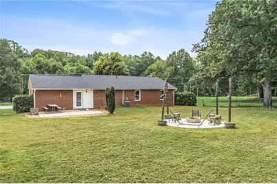 4137 High Point Road, Winston-Salem, NC 27107 - Photo 20