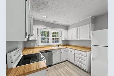 4002 Talmaga Lane, Greensboro, NC 27410 - Photo 10