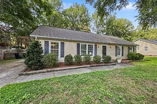 4002 Talmaga Ln, Greensboro, NC 27410 - Photo 2