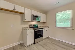 1404 Ballymena Dr, Reidsville, NC 27320 - Photo 14