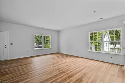 1215 R C Baldwin Avenue, High Point, NC 27260 - Photo 10