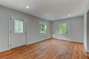 2312 Fernwood Dr, Greensboro, NC 27408 - Photo 6