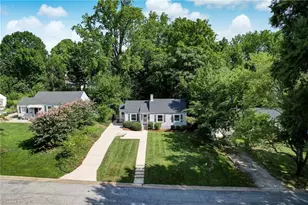 2312 Fernwood Dr, Greensboro, NC 27408 - Photo 30