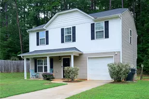 835 Oak Bend Dr, Asheboro, NC 27203 - Photo 2