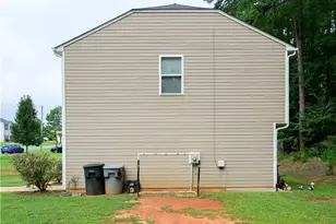 835 Oak Bend Dr, Asheboro, NC 27203 - Photo 4