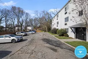 1047 W Academy St, Winston-Salem, NC 27101 - Photo 10