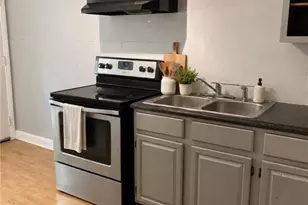 1047 W Academy St, Winston-Salem, NC 27101 - Photo 4