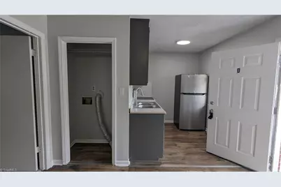 804 & 818 Meadow Ridge Court, Winston-Salem, NC 27107 - Photo 14
