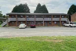 804 & 818 Meadow Ridge Ct, Winston-Salem, NC 27107 - Photo 1