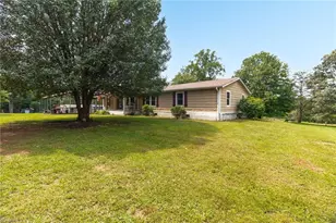 1352 Gravitte Rd, Pilot Mountain, NC 27041 - Photo 34