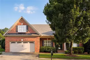 2004 Muirfield Pl, Clemmons, NC 27012 - Photo 2