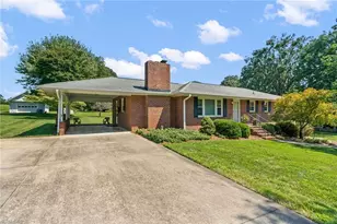 364 Woods Ln, Midway, NC 27107 - Photo 4
