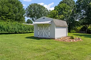 364 Woods Ln, Midway, NC 27107 - Photo 34
