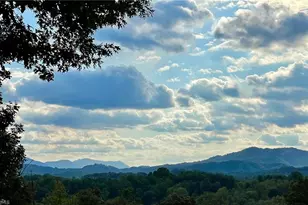 61 Lucky Hl Rd, Piney  Creek, NC 28631 - Photo 4