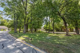 320 Gorrell St, Greensboro, NC 27406 - Photo 46