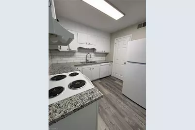 516 S Cherry Street, Kernersville, NC 27284 - Photo 6