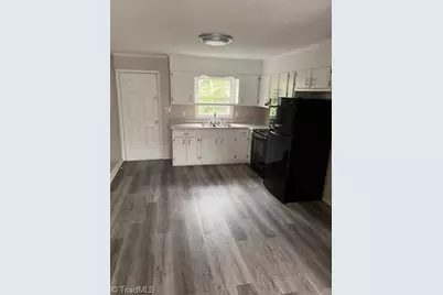 216 Church Street #1, Thomasville, NC 27360 - Photo 2