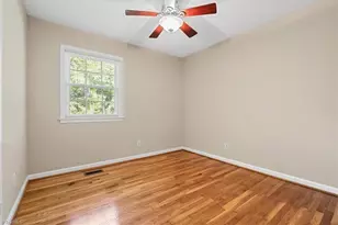 104 Wesleyan Dr, Jamestown, NC 27282 - Photo 38