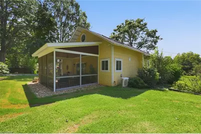 306 N Ninth Street, Mebane, NC 27302 - Photo 44