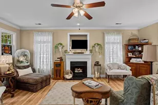 1 Nandina Dr, Greensboro, NC 27455 - Photo 8