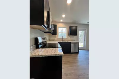 3501 Delane Drive, Winston-Salem, NC 27101 - Photo 4