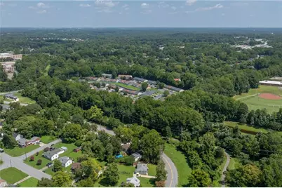 1403 McGuinn Drive, High Point, NC 27262 - Photo 38