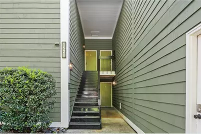 1520 Benjamin Parkway #D, Greensboro, NC 27408 - Photo 2