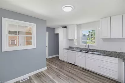 1416 Lynwood Terrace, High Point, NC 27265 - Photo 14
