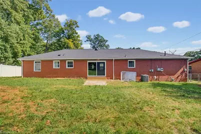 1416 Lynwood Terrace, High Point, NC 27265 - Photo 28