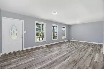 1416 Lynwood Terrace, High Point, NC 27265 - Photo 8