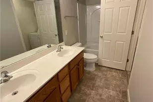 239 Bridford Downs Dr, Greensboro, NC 27407 - Photo 4
