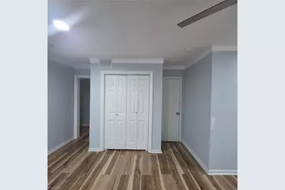 1529 Summit Avenue, Greensboro, NC 27405 - Photo 8