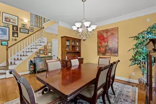4 Windsor Castle Ct, Greensboro, NC 27408 - Photo 8