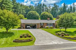 201 Reno Rd, West Jefferson, NC 28694 - Photo 4
