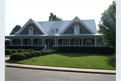 310 Muirfield Court, Mebane, NC 27302 - Photo 10