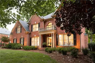 2011 Burntleaf Pl, Greensboro, NC 27410 - Photo 2
