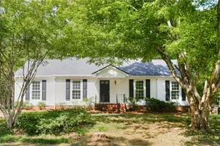 206 Village Ln, Greensboro, NC 27409 - Photo 1