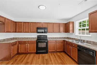 332 Azalea Drive, Winston-Salem, NC 27105 - Photo 10