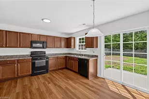 332 Azalea Dr, Winston-Salem, NC 27105 - Photo 8